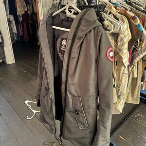 *Like New*  Grey Canada Goose Ski Jacket